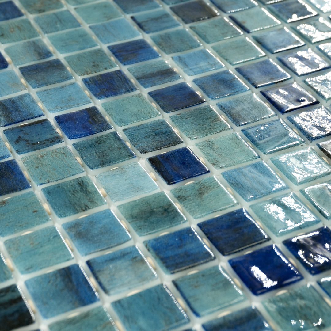 Pool Curacao Glass Mosaic (1